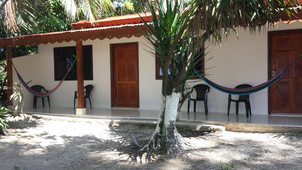 Yucca Beachfront Hotel Puerto Viejo de Talamanca Luaran gambar